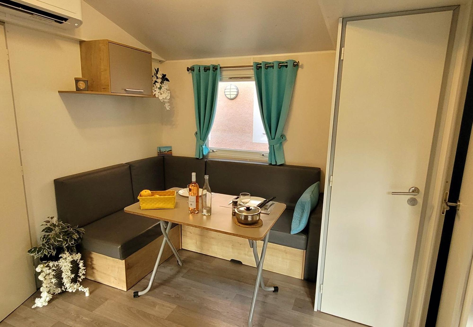 Camping Aux Portes De Cassis روكفور-لا-بيدول المظهر الخارجي الصورة